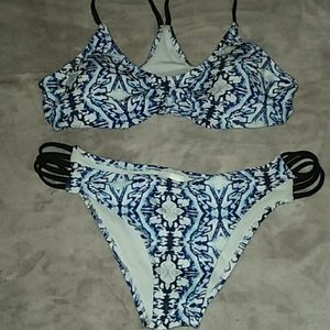 New with out tags bikini